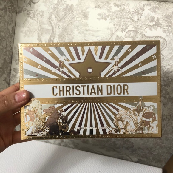 DIOR gold Pouch - Picture 7 of 10